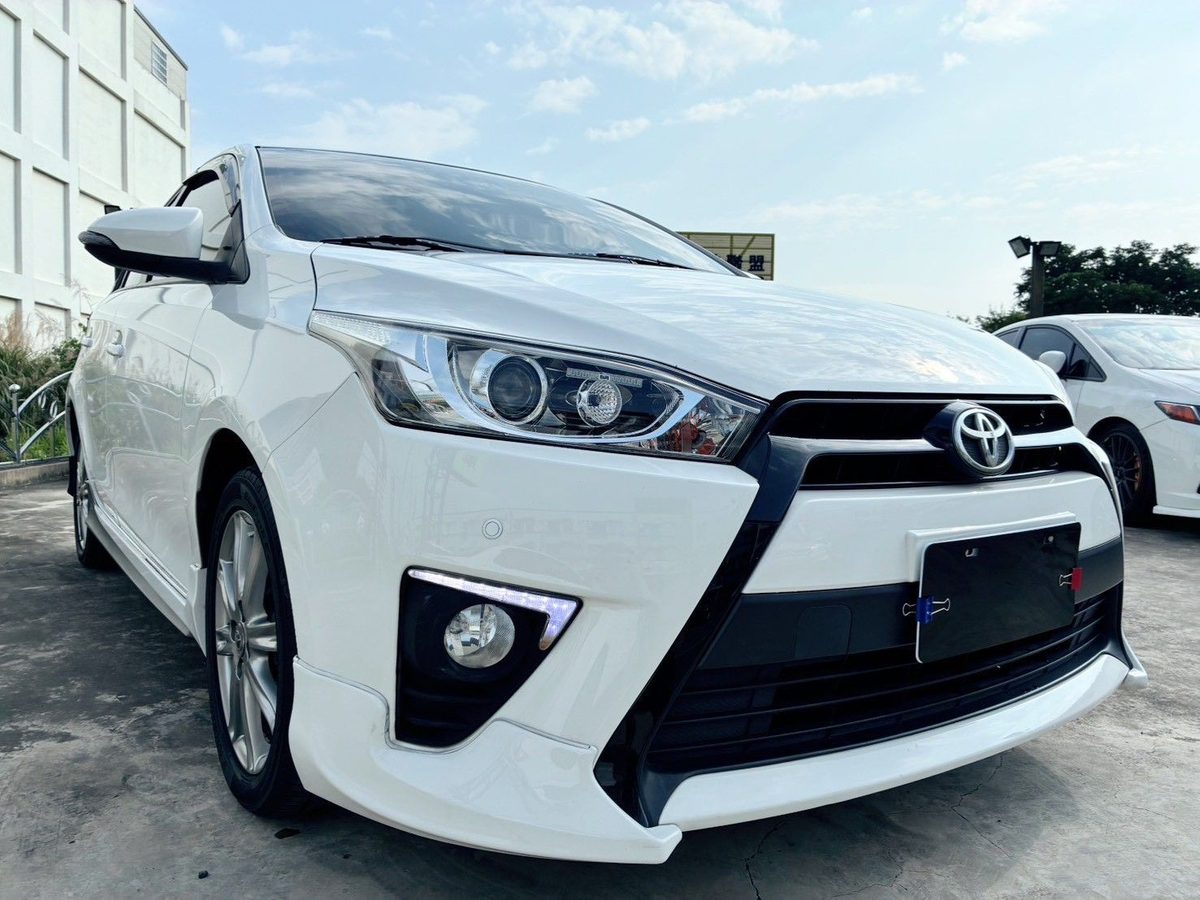 2016 Toyota Yaris 中古車 - 金鴻汽車